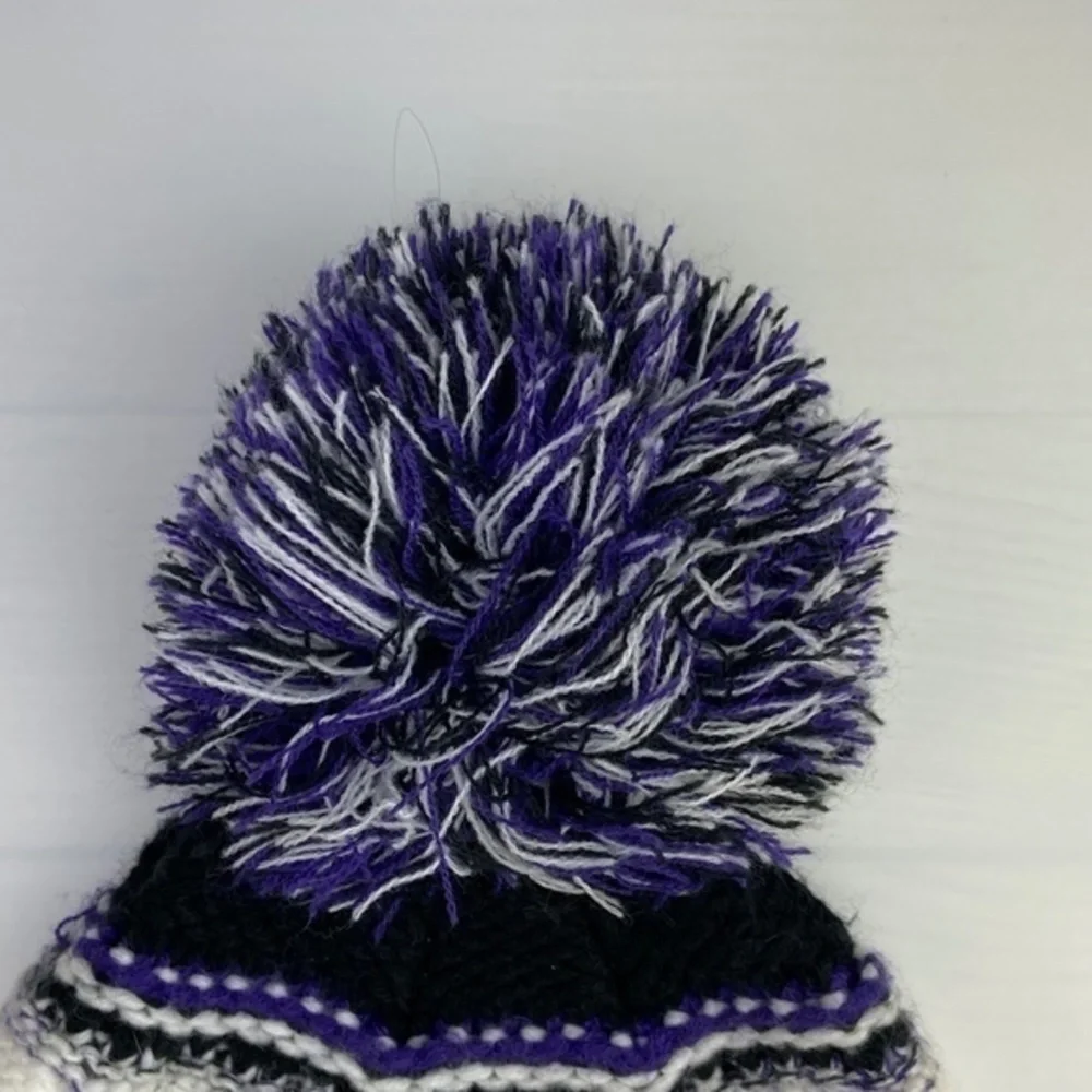 Joes Winter Hat Striped Knit Purple Black White Pom Pom Beanie Winter Hat